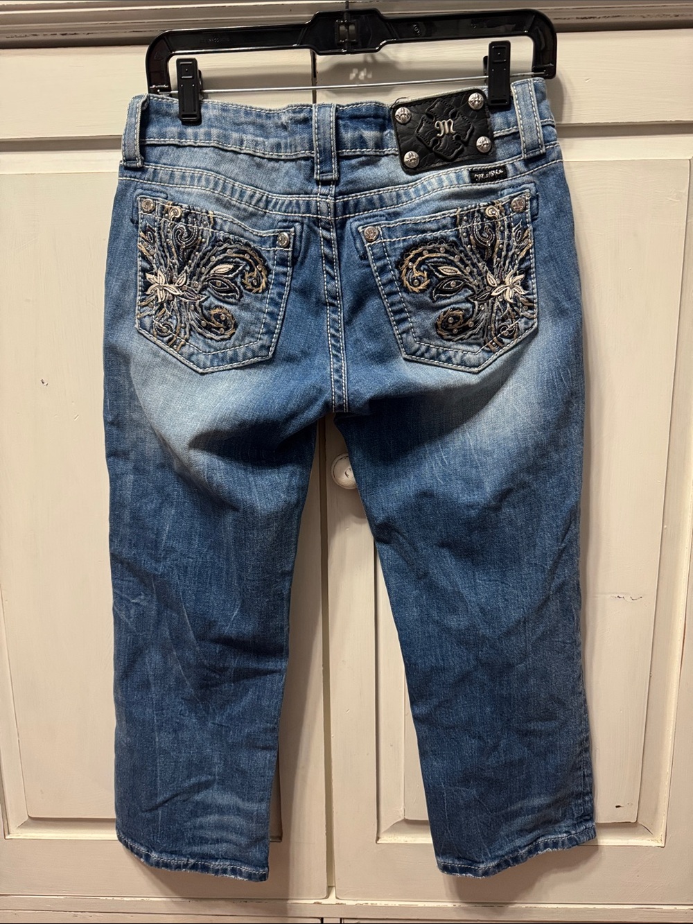 Miss Me Blue Embroidered Cuffed Capri Jeans